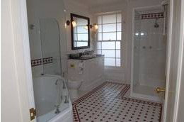 Quality Hotel Bentinck - Whitsundays Accommodation 3