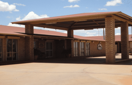 The Lodge Motel - Whitsundays Accommodation