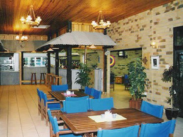 Boulder Opal Motor Inn - Whitsundays Accommodation 1