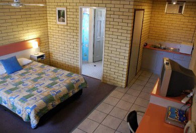 Beachside Motor Inn - Whitsundays Accommodation 2