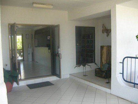 L'Amor Holiday Apartments - Whitsundays Accommodation 1