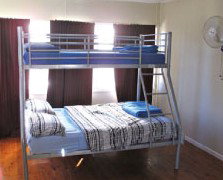 Surf N Sun Beachside Backpackers - Whitsundays Accommodation 0