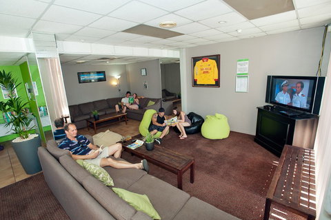 Islander Resort Hotel - Whitsundays Accommodation 2
