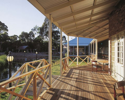 Ballarat Lodge & Convention Centre - Whitsundays Accommodation 1