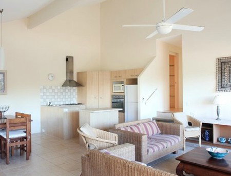 Peregian Court Resort - Whitsundays Accommodation 1