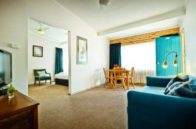 Premier Motor Inn - Whitsundays Accommodation 2