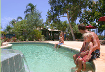 Cocos Beach Bungalows - Whitsundays Accommodation 2