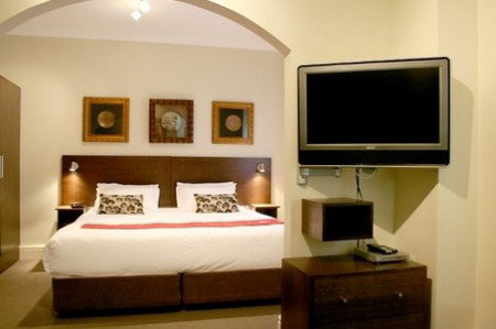 Cremorne Point Manor - Whitsundays Accommodation 2