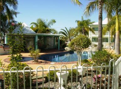 Reef Adventureland Motor Inn - Whitsundays Accommodation 0