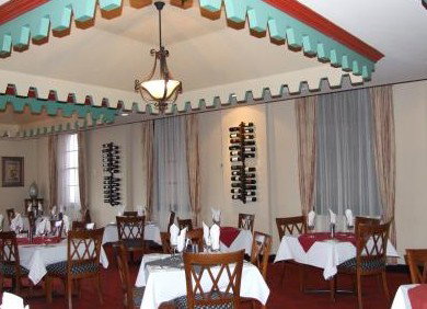 Monte Pio Motor Inn - Whitsundays Accommodation 1