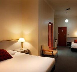 Monte Pio Motor Inn - Whitsundays Accommodation 3