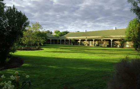 Quality Inn Overlander Homestead - Whitsundays Accommodation