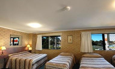 Tweed Harbour Motor Inn - Whitsundays Accommodation 0