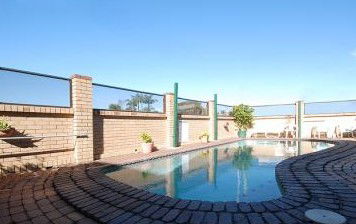 Tweed Harbour Motor Inn - Whitsundays Accommodation 3