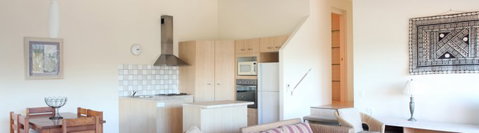 Peregian Court Resort - Whitsundays Accommodation 2