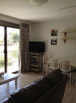 Aquarius Holiday Apartments - Whitsundays Accommodation 2