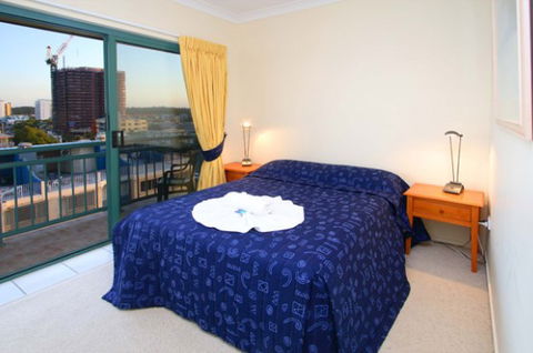 Sunshine Towers Apartments - Whitsundays Accommodation 1
