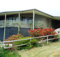 Currawong Holiday Home - Whitsundays Accommodation