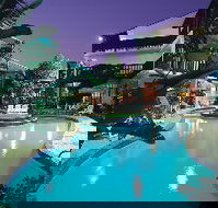 West Beach Lagoon - Whitsundays Accommodation