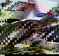 Wynyabbie House - Whitsundays Accommodation