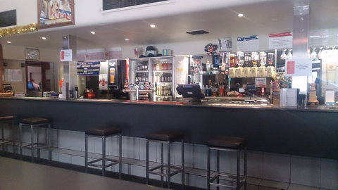 Settlers Hotel - Whitsundays Accommodation 0