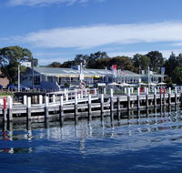 Metung Hotel - Whitsundays Accommodation