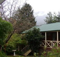 Warburton Lodge - Whitsundays Accommodation