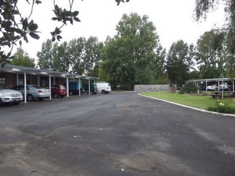Guyra Motor INN - Whitsundays Accommodation 3
