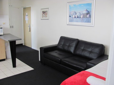 Apartments On Flemington - Whitsundays Accommodation 1