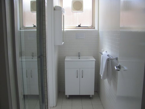 Apartments On Flemington - Whitsundays Accommodation 4