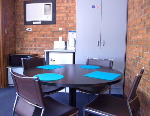 Kadina Gateway Motor Inn - Whitsundays Accommodation 2