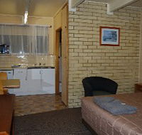 Coastal Comfort Motel - Whitsundays Accommodation