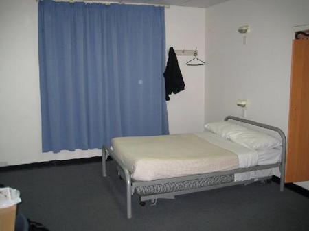 Adelaide Central YHA - Whitsundays Accommodation 4