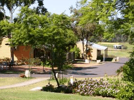 Helidon Natural Springs Spa Resort Motel - Whitsundays Accommodation