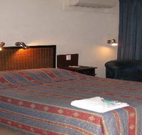 Endeavour Inn Emu Park - Whitsundays Accommodation