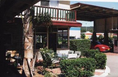 The Ashwood Motor Inn - Whitsundays Accommodation 3