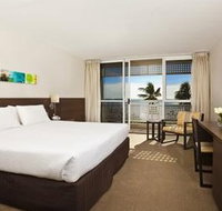 Mercure Hotel Harbourside Cairns - Whitsundays Accommodation