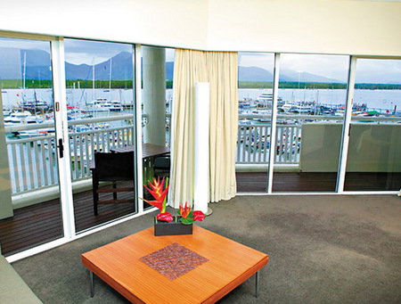 Shangri-la Hotel, The Marina, Cairns - Whitsundays Accommodation 2