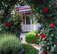 Bed and Breakfast at Stephanie's - Whitsundays Accommodation
