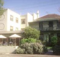 Magnolia Court Boutique Hotel - Whitsundays Accommodation
