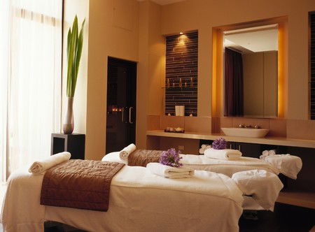 The Mansion Hotel - Whitsundays Accommodation 0