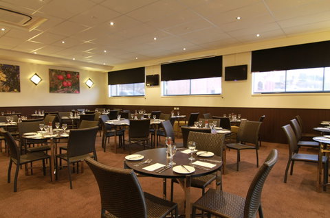 Quality Hotel Gateway Devonport - Whitsundays Accommodation 5