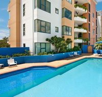 Santorini on Mudjimba - Whitsundays Accommodation