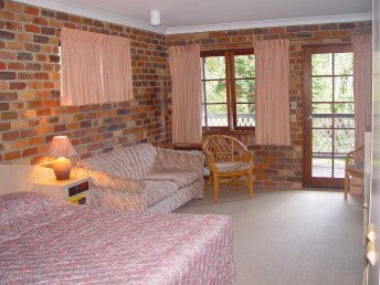 Montville Mountain Inn - Whitsundays Accommodation 1