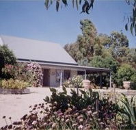 Brackley Cottage - Whitsundays Accommodation