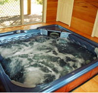Baltic Pine Retreat - Whitsundays Accommodation