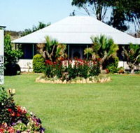 Clovely Cottage - Whitsundays Accommodation