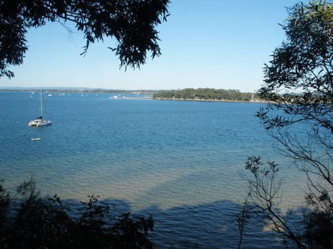 Coochiemudlo Island Family Beach House - Whitsundays Accommodation 1