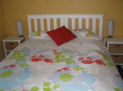 Coochiemudlo Island Family Beach House - Whitsundays Accommodation 5