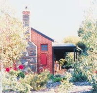Anchor Cottage - Whitsundays Accommodation